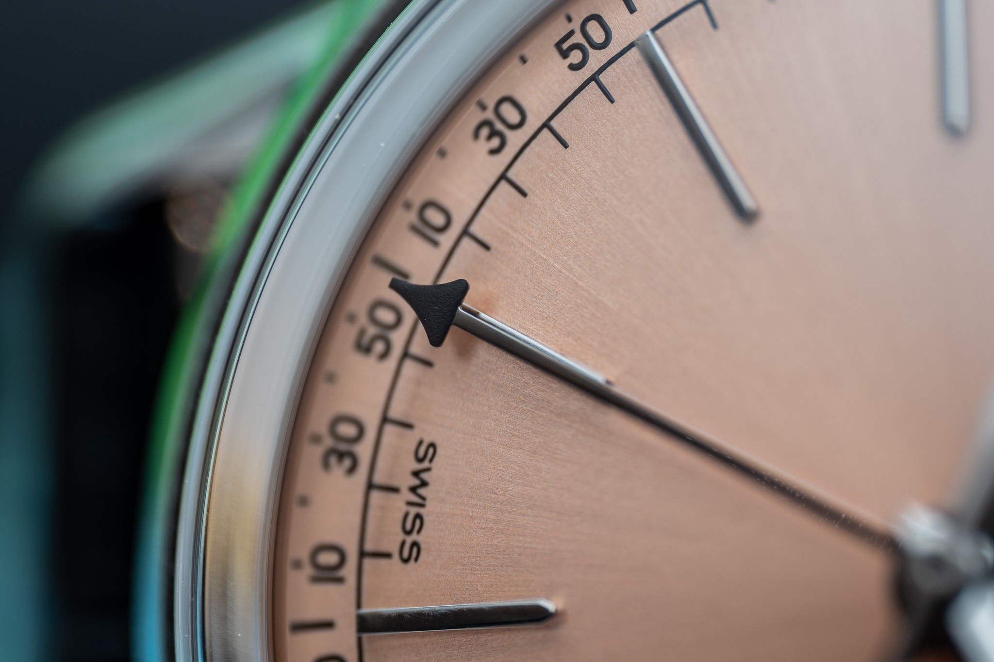 Vulcain, dòng sản phẩm Cricket President, Ref no: 100273A80.BAC201, mặt số màu cá hồi