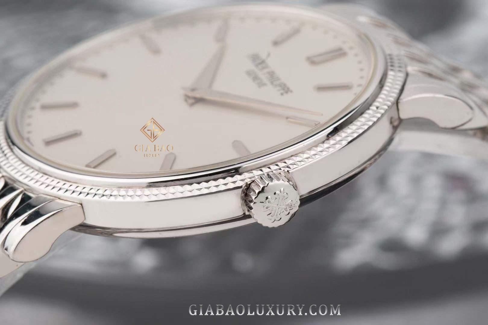 Đồng Hồ Patek Philippe Calatrava 5120/1G-001