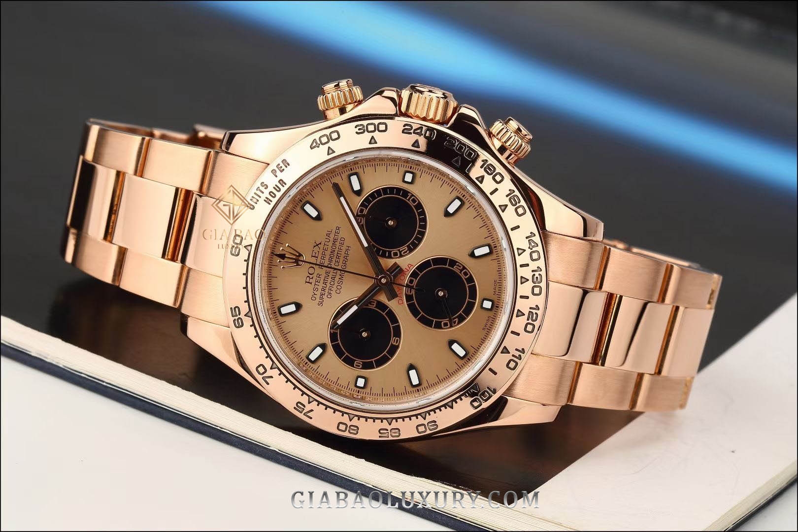 Đồng Hồ Rolex Cosmograph Daytona 116505 Mặt Số Hồng Đen