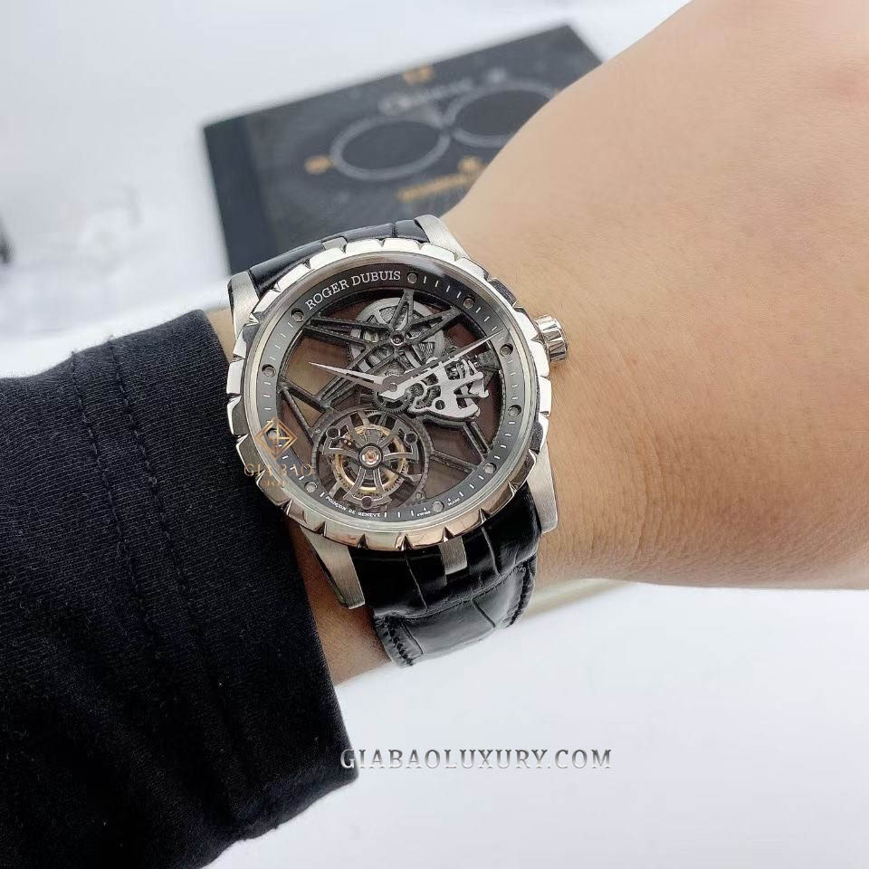 Đồng Hồ Roger Dubuis Excalibur Skeleton RDDBEX0393