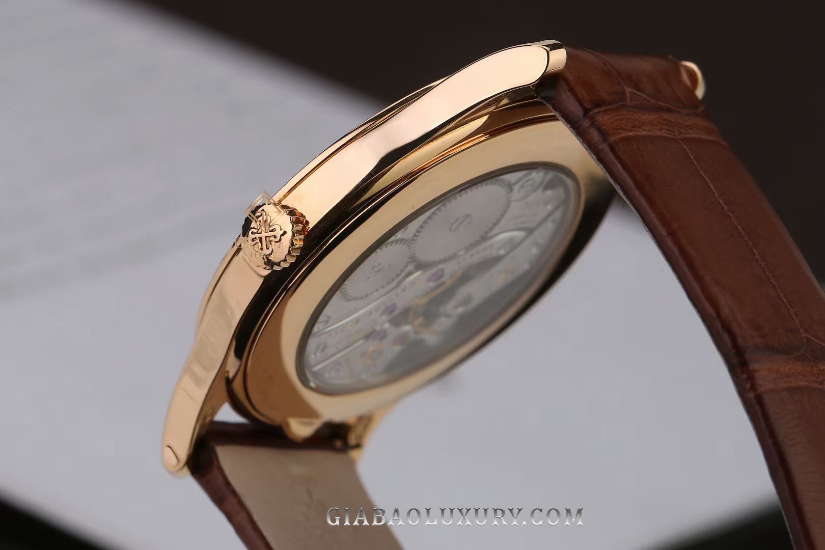 Đồng Hồ Patek Philippe Calatrava 4897R-001
