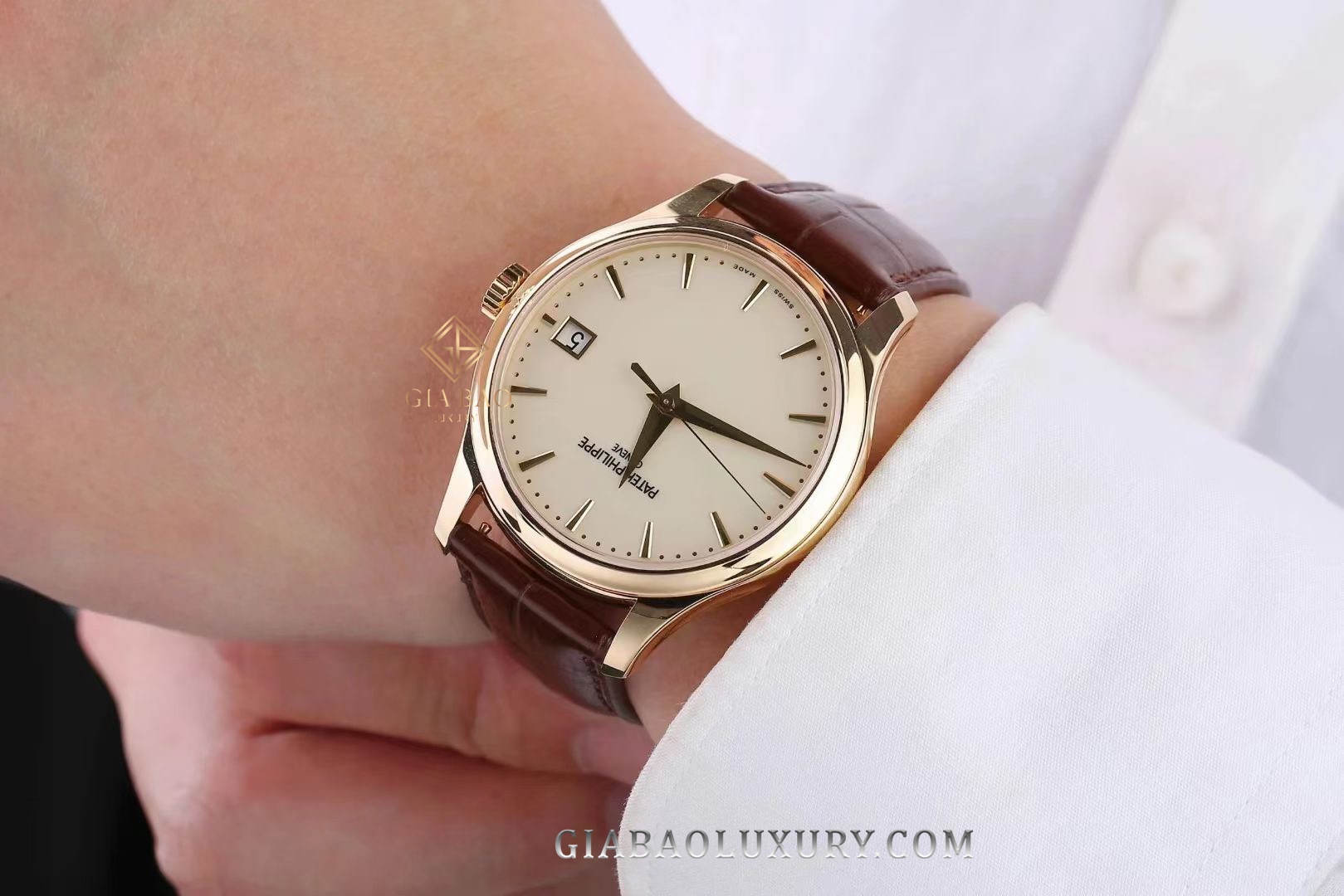 Đồng Hồ Patek Philippe Calatrava 5227J-001