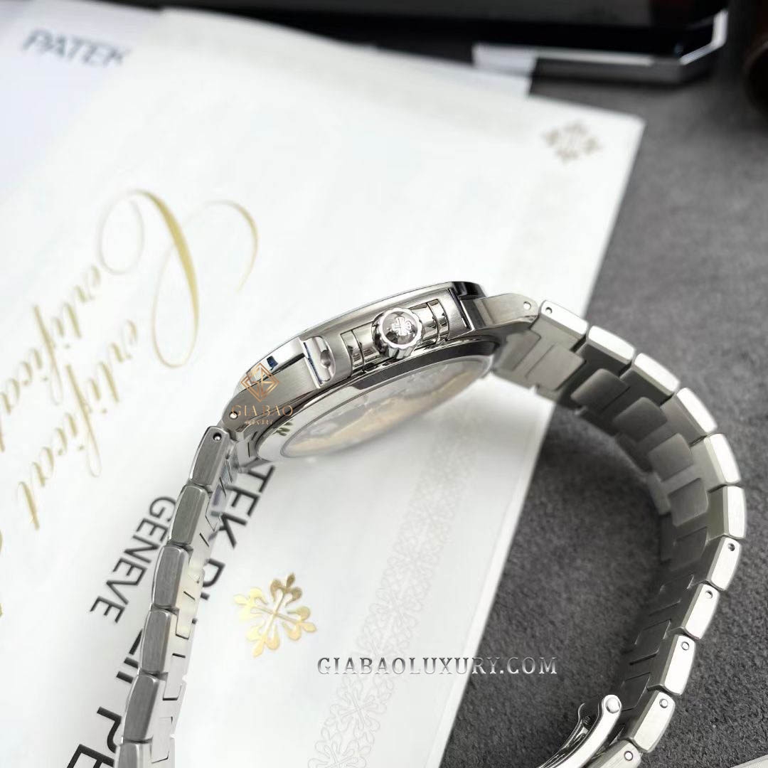 Đồng Hồ Patek Philippe Nautilus 7118/1200A-010