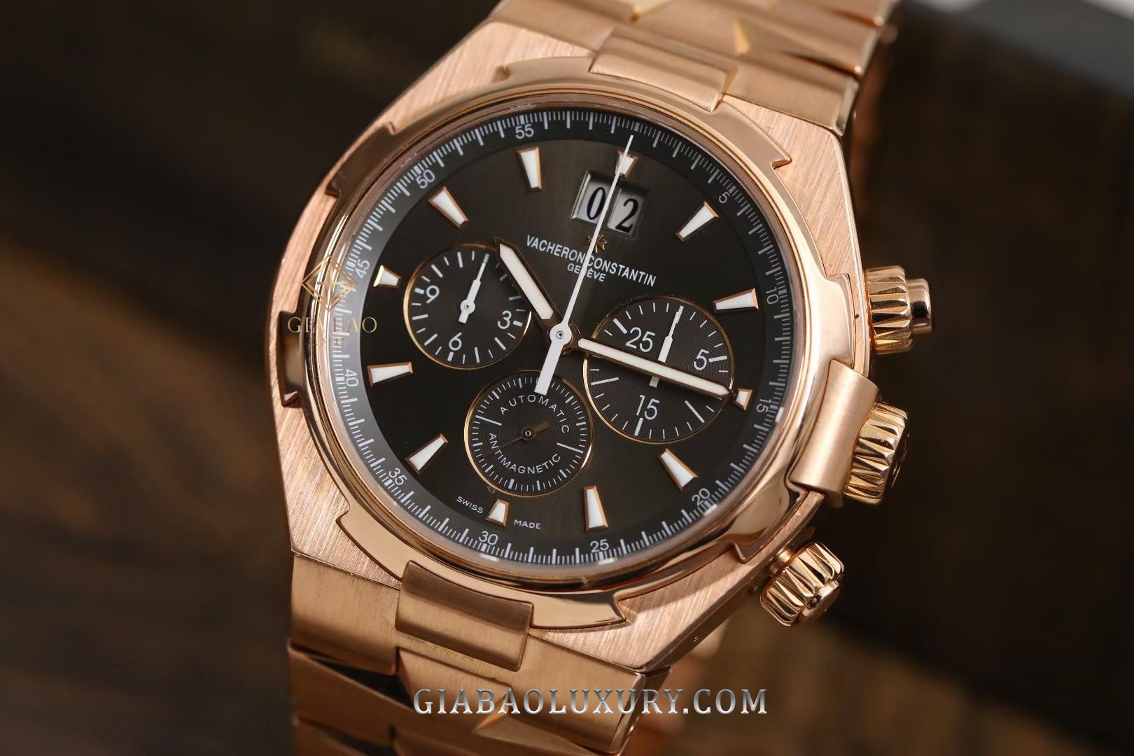 Đồng Hồ Vacheron Constantin Overseas Chronograph 49150/B01R-9338