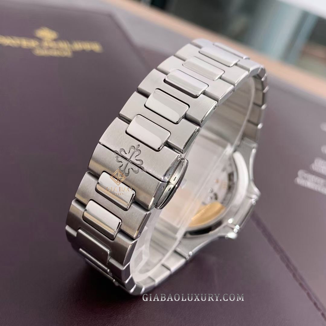 Đồng Hồ Patek Philippe Nautilus 7118/1A-001
