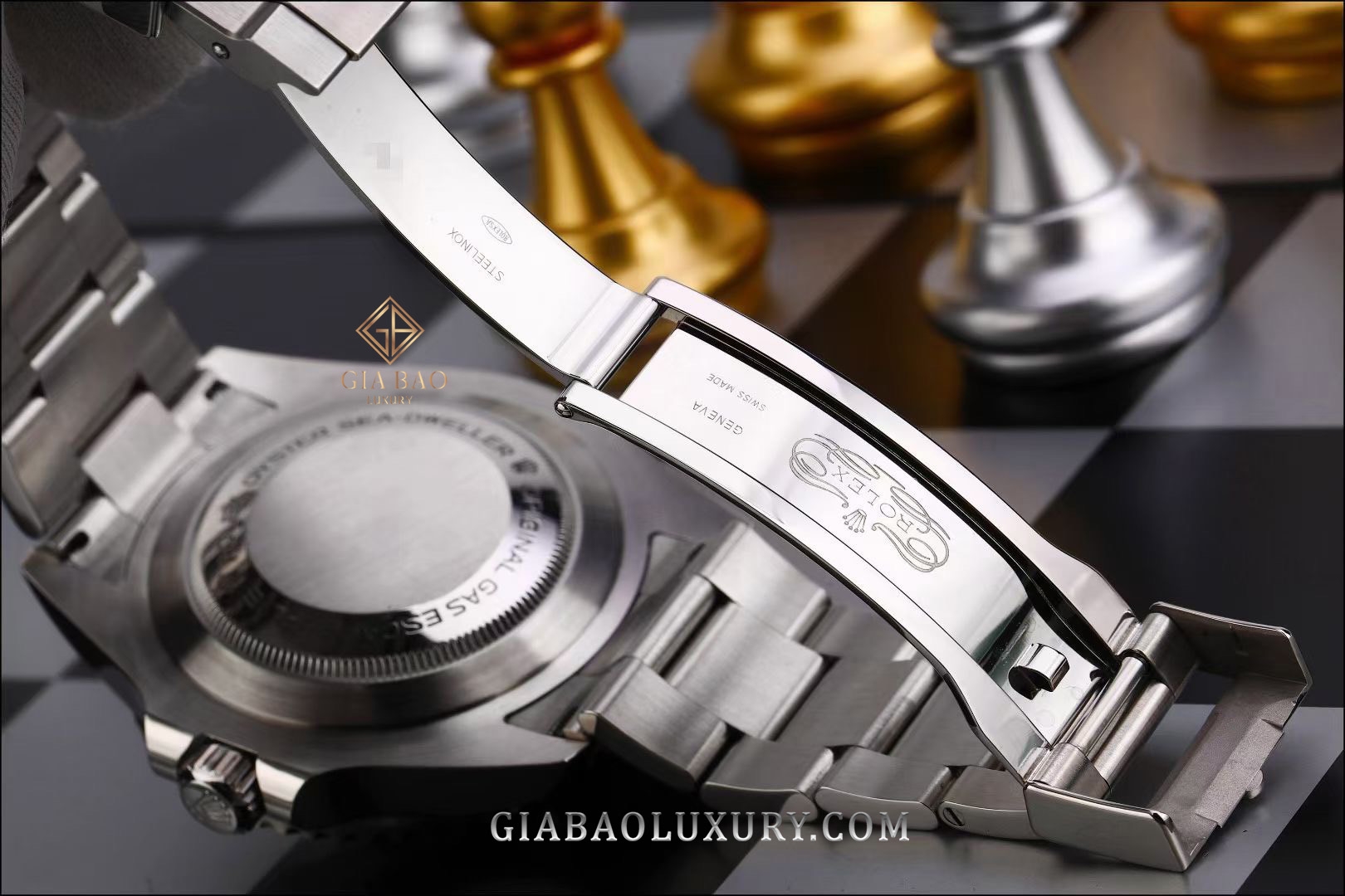 Đồng Hồ Rolex Sea-Dweller 126600 Mark II