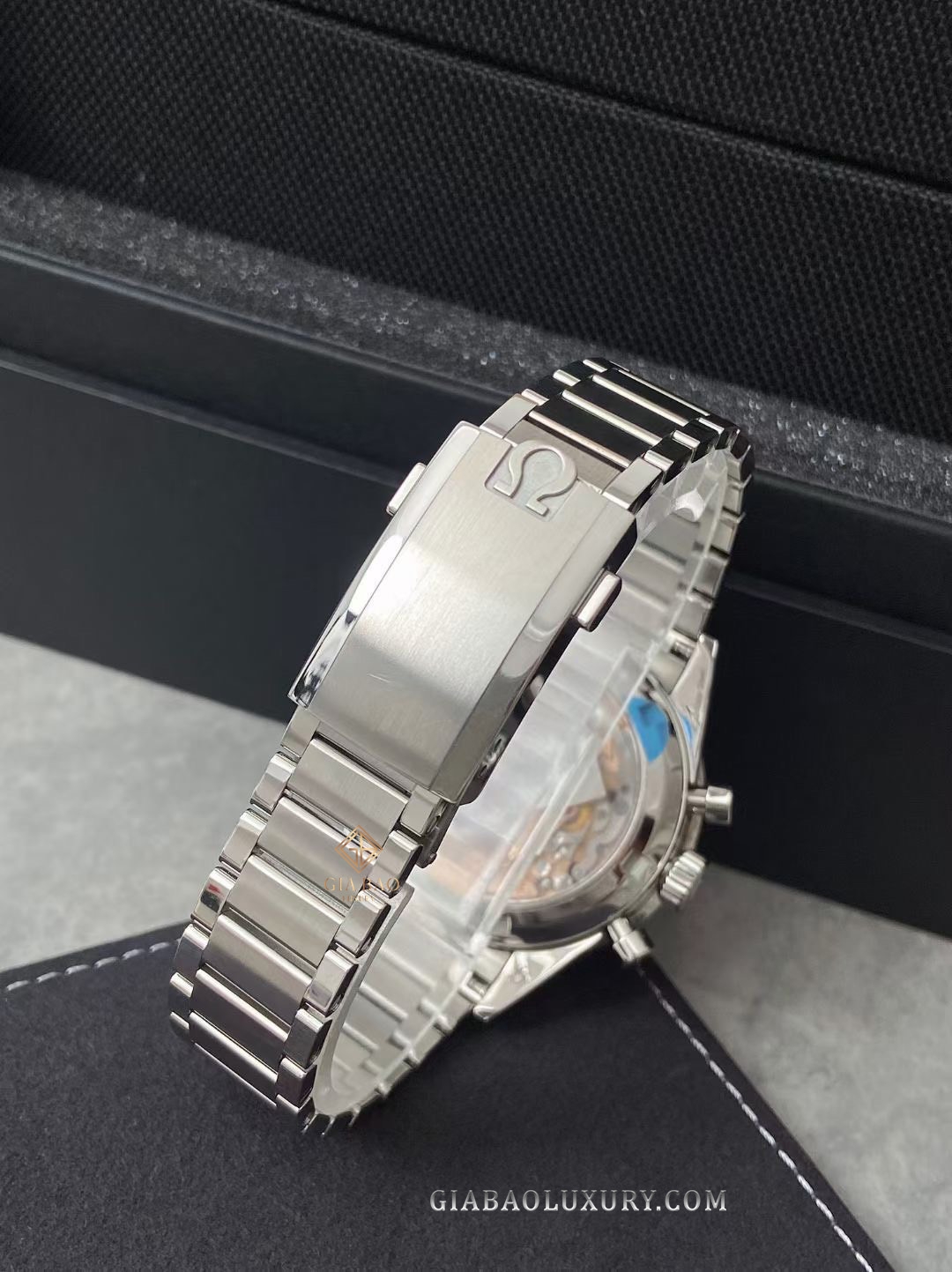 Đồng Hồ Omega Speedmaster 311.30.40.30.01.001