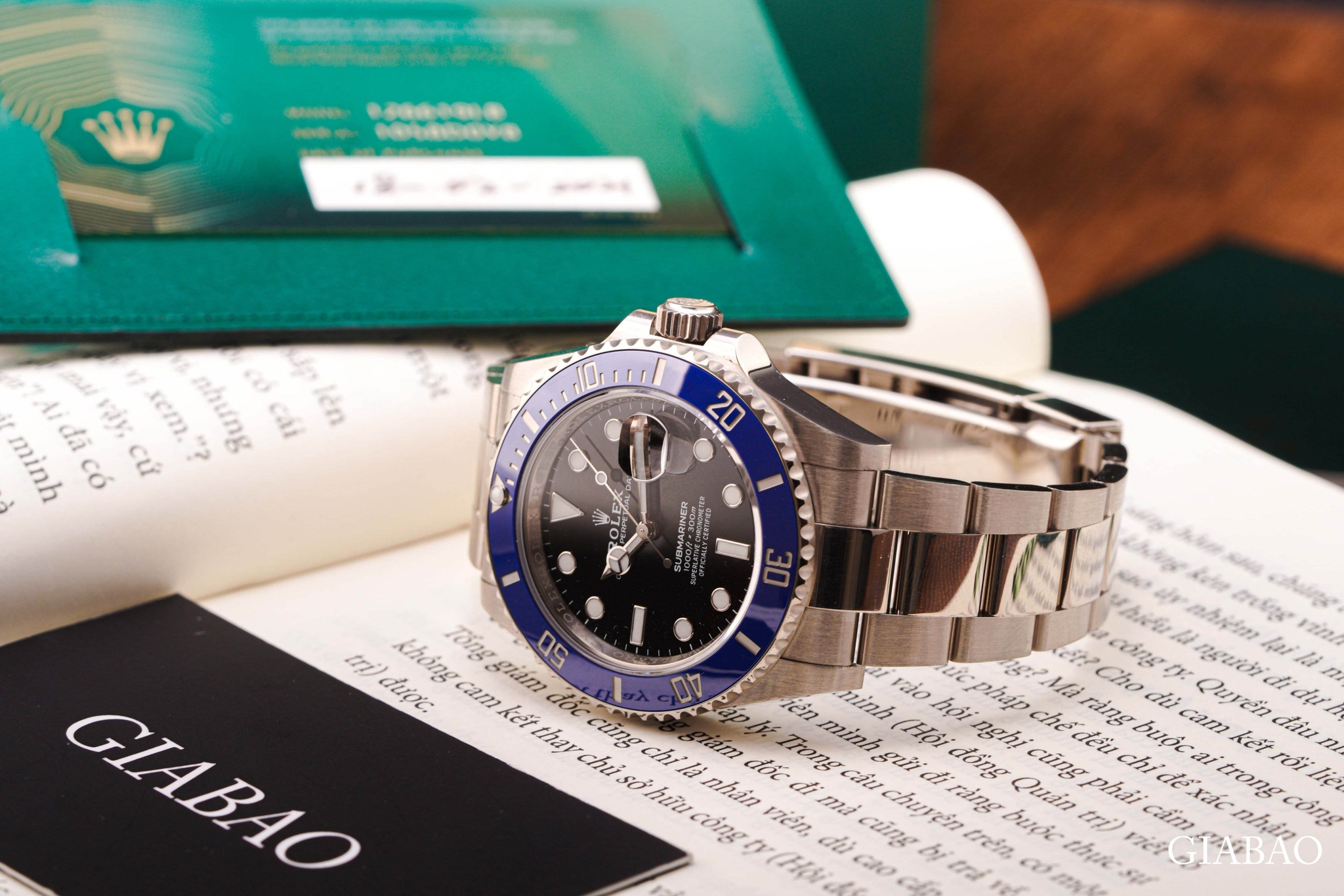 Đồng Hồ Rolex Submariner 126619LB Mặt Số Đen