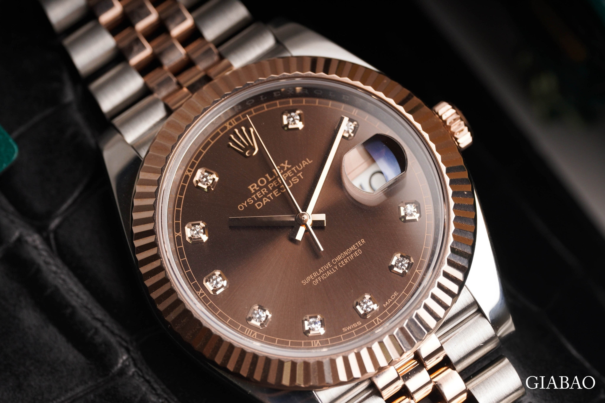 Đồng Hồ Rolex Datejust 41 126331 Mặt Số Chocolate Nạm Kim Cương