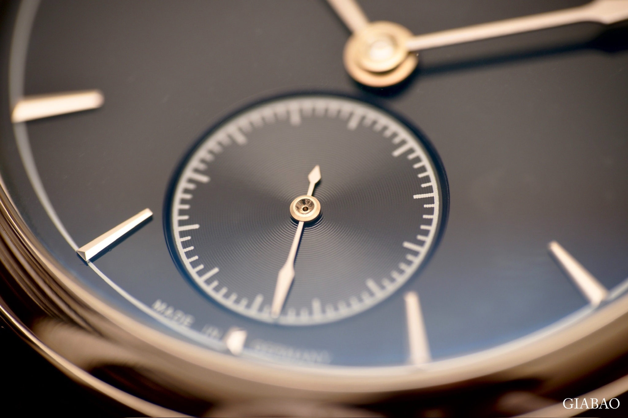 Đồng hồ đeo tay thương hiệu Tutima, dòng sản phẩm Patria