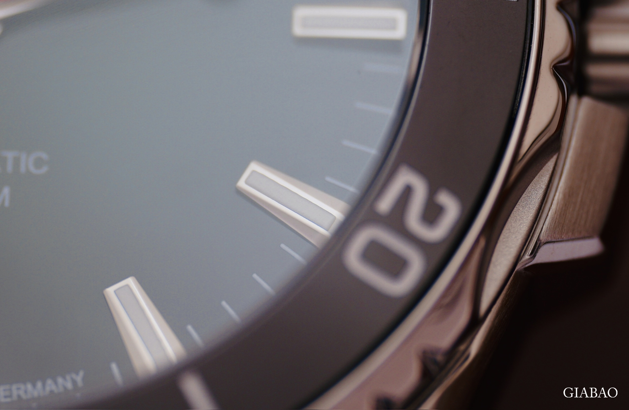 Đồng hồ đeo tay thương hiệu Tutima, dòng sản phẩm M2 Seven Seas S