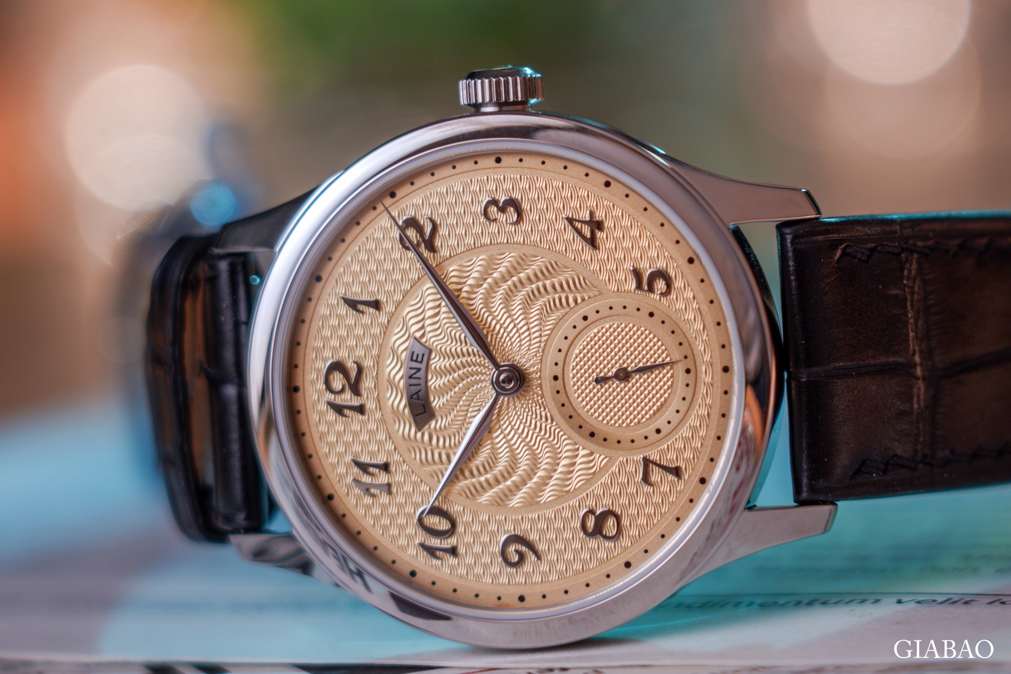 9 Chiếc đồng hồ có mặt số guilloché thủ công đẹp nhất