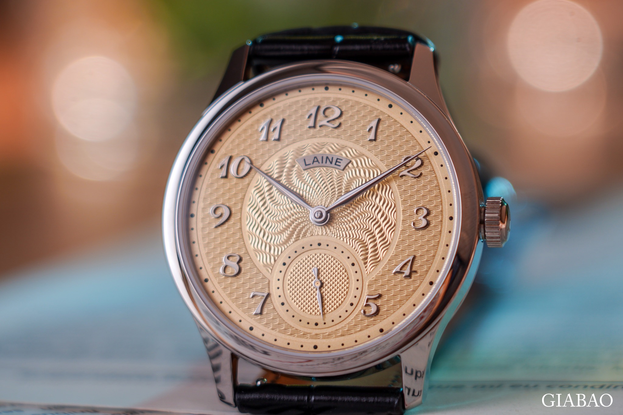 9 Chiếc đồng hồ có mặt số guilloché thủ công đẹp nhất