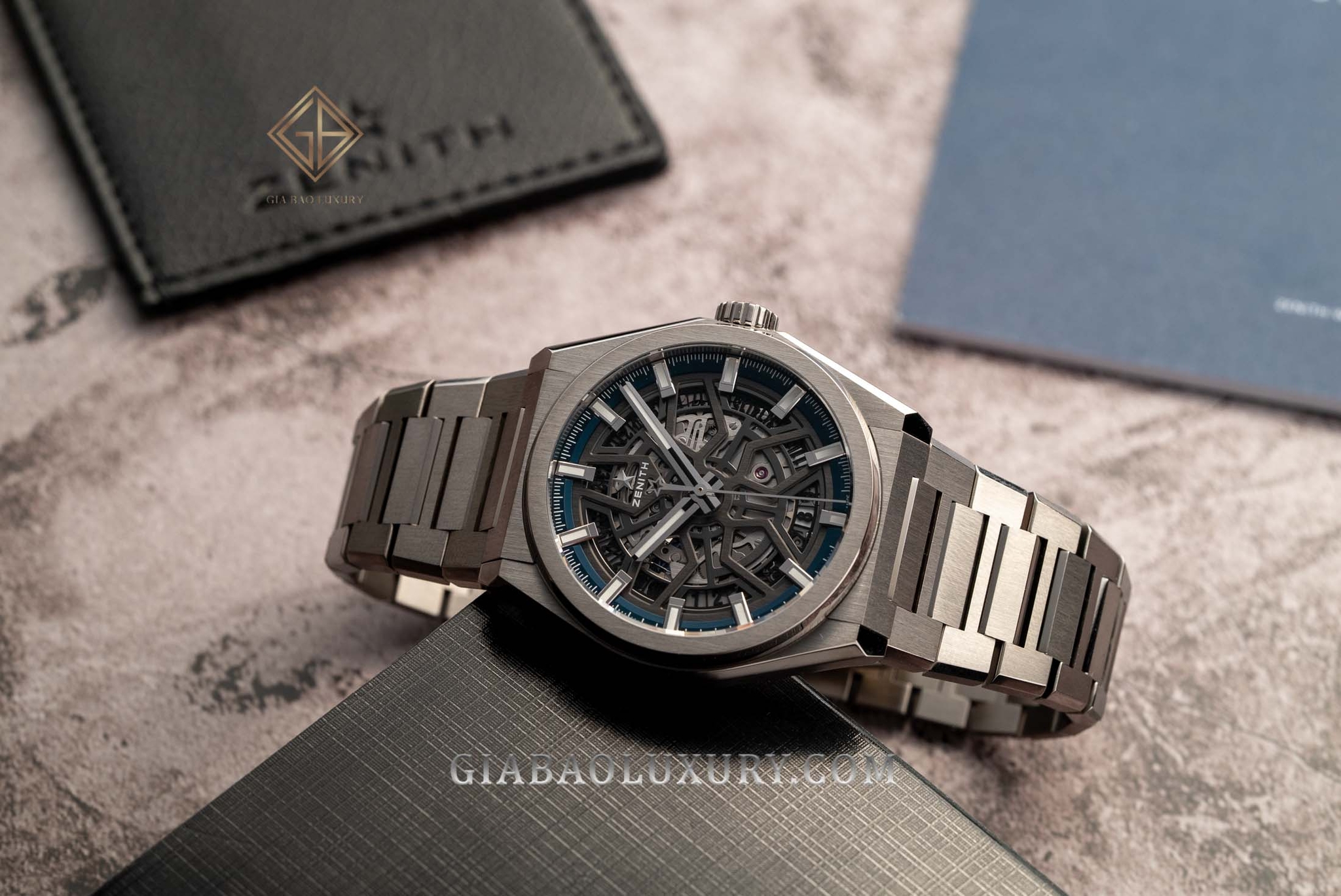 Zenith Defy - Kẻ dẫn đường cho Royal Oak?