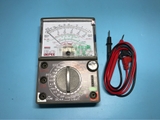 Đồng hồ đo điện vặn năng dùng kim