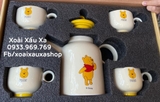 Bộ ấm trà + 4 tách trà sứ gấu Pooh FULLBOX