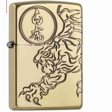 Zippo mãnh hổ mạ vàng