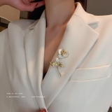 Cài áo ngọc trai Hoa hồng trắng ROSE PEARL(9-10ly) - CTJ5136