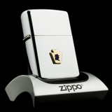 Zippo 1965 Chrome Bóng Emblem Golden Penna