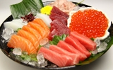 sashimi với trứng cá hồi. mua trứng cá hồi ở đâu? các loại trứng cá hồi