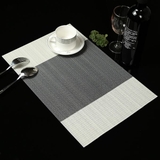 TL105 - Khăn bàn ăn PVC dải 2 màu