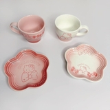 Bộ 2 ly trà & 2 dĩa Le Creuset Hello Kitty