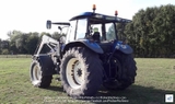 NEW HOLLAND TM140