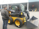 Xúc trượt skid steering loader XMCG