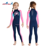 Bộ bơi bé gái dài liền, màu xanh than, hình bé gái, Dive&Sail M153116K