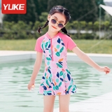 Bộ bơi bé gái cộc liền chân váy, hồng xanh lá, kèm quần liền bên trong Yuke