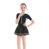 Bộ bơi bé gái đen, cộc tay liền chân váy, vai chữ