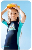 Bộ bơi bé gái cộc liền, hình dâu, màu xanh, Dive&Sail M153315K/1