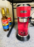 Máy pha cà phê Espresso De'longhi Dedica EC685.R màu đỏ