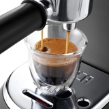 Máy pha cà phê Espresso De'longhi Dedica EC685.W màu Trắng