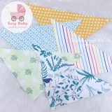 Khăn yếm tam giác