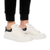 McQ Chunky Sneaker 'Hoa Bạc'