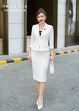 Set áo vest nữ và chân váy màu trắng thanh lịch