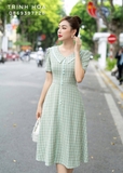 Đầm liền hoạ tiết kẻ dáng xoè a nhẹ nhàng