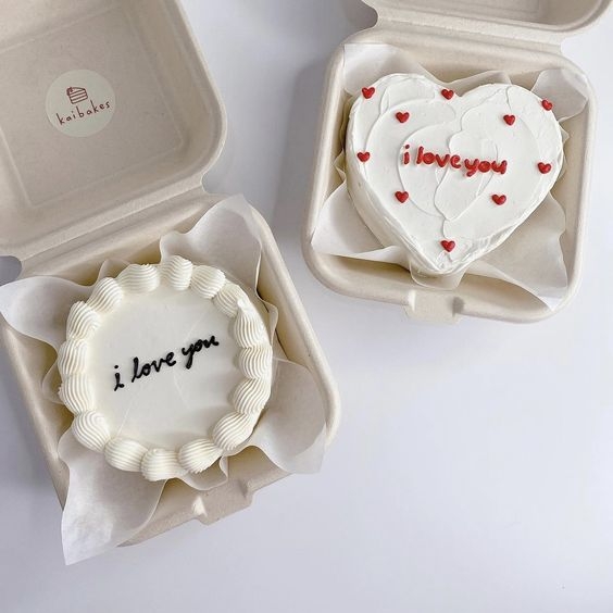 Cốt bánh bông lan size 12cm