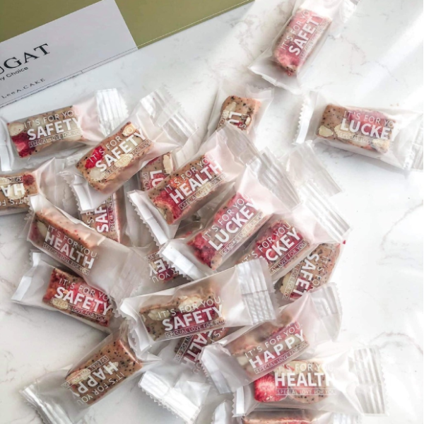 Túi đựng kẹo nougat mẫu ngẫu nhiên (50c)