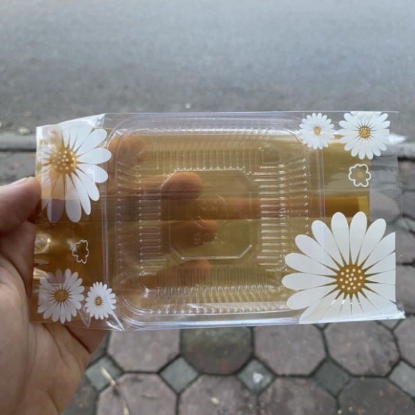 Túi trung thu Hoa cúc số 10 đựng bánh 150-200gr (50c)