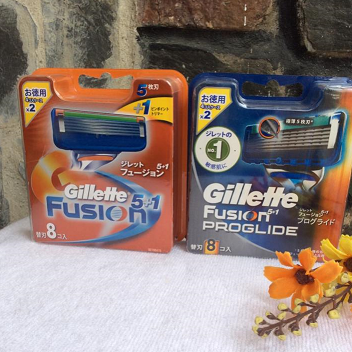 Hộp 8 Lưỡi Dao Cạo Râu Gillette Fusion ProGlide 5 in  1