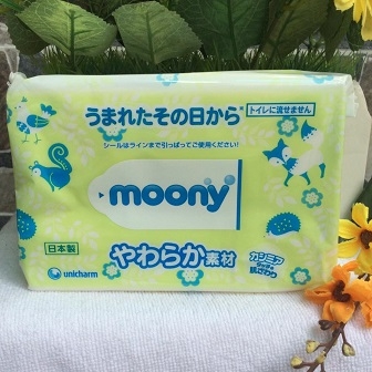 Giấy ướt Moony của Nhật