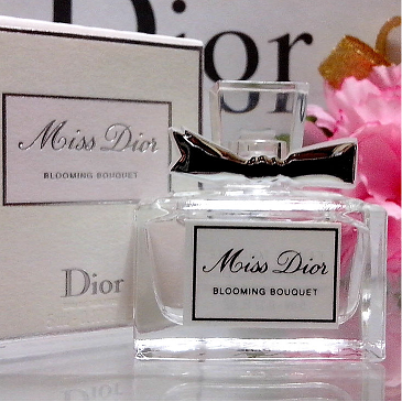 Nước hoa mini Miss Dior Eau de parfum