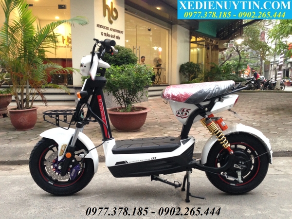 Xe dap dien tra gop o Ha Noi Nijia 2015 Giant 133s Zoomer Xmen Vespa 946 Milan 2 chinh hang - 7