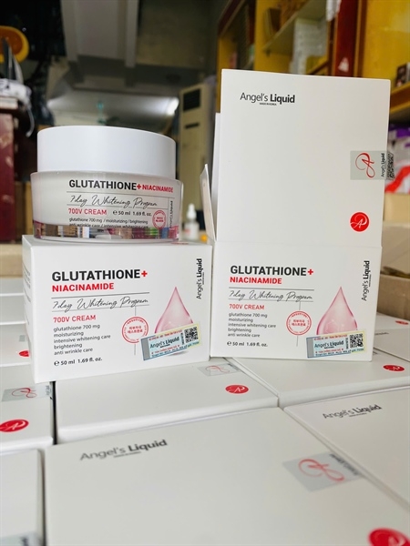 7 day whitening program glutathione 700 v cream Angel's Liquid: Triquid Glutathione+ Niacinamide 700V Cream main image 0