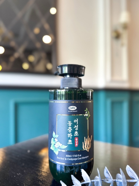 Dầu Gội Đông Trùng Hạ Thảo Diếp Cá Nature Beauty Heartleaf & Cordyceps Cool Shampoo (500ml)