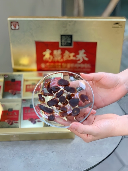 Hồng Sâm Lát Tẩm Mật Ong Dodampos CM 200g (10 gói*20g)