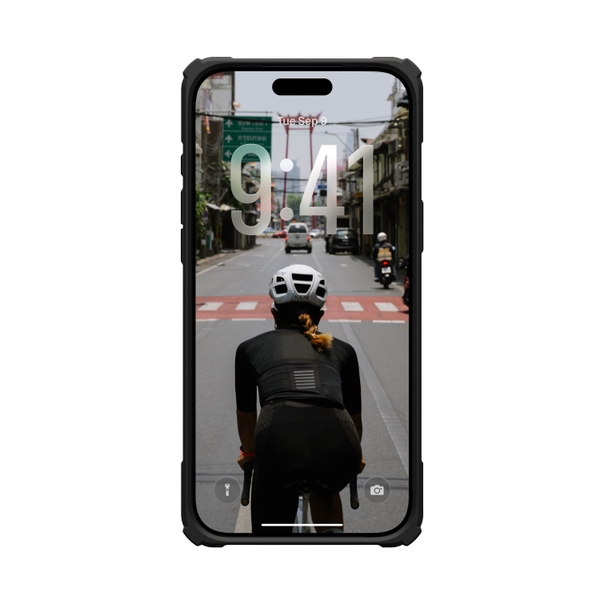 Ốp lưng UAG iPhone 17 Pro PLASMA XTE có MagSafe