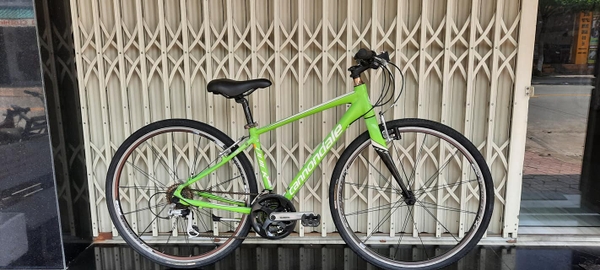 Xe đạp touring CANNONDALE quick. USA